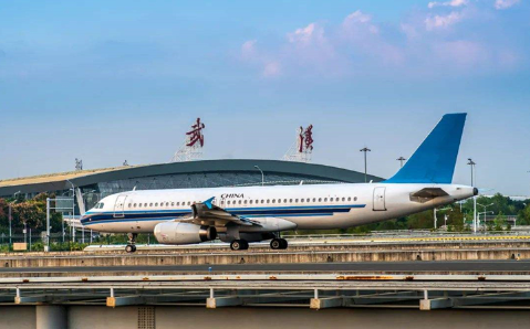 商洛空运武汉机场